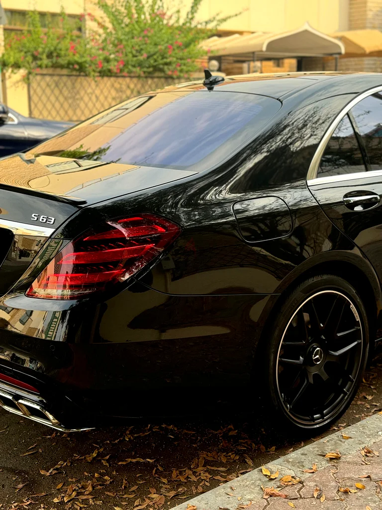 MERCEDES-BENZ S560 4MATIC63143955629569112