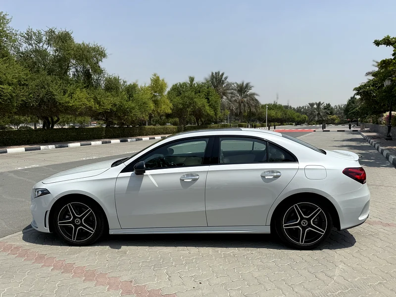 Mercedes A220-2022 AMG package 2,000 km63163389639043112