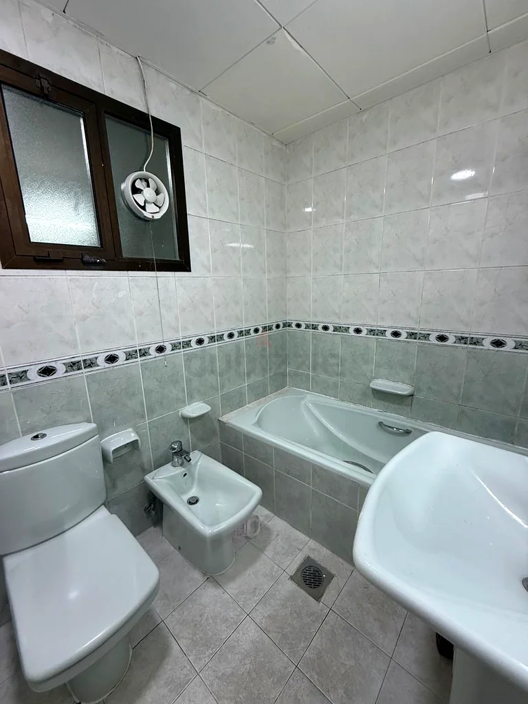 Executive Big Room with separate washroom(Available Immediately)63143497199361112