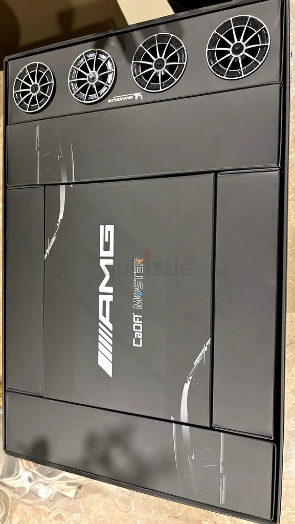 نموذج سيارة مرسيدس AMG ONE بحجم 1:8 من شركة CaDA - جديد بالكامل63176193549571113
