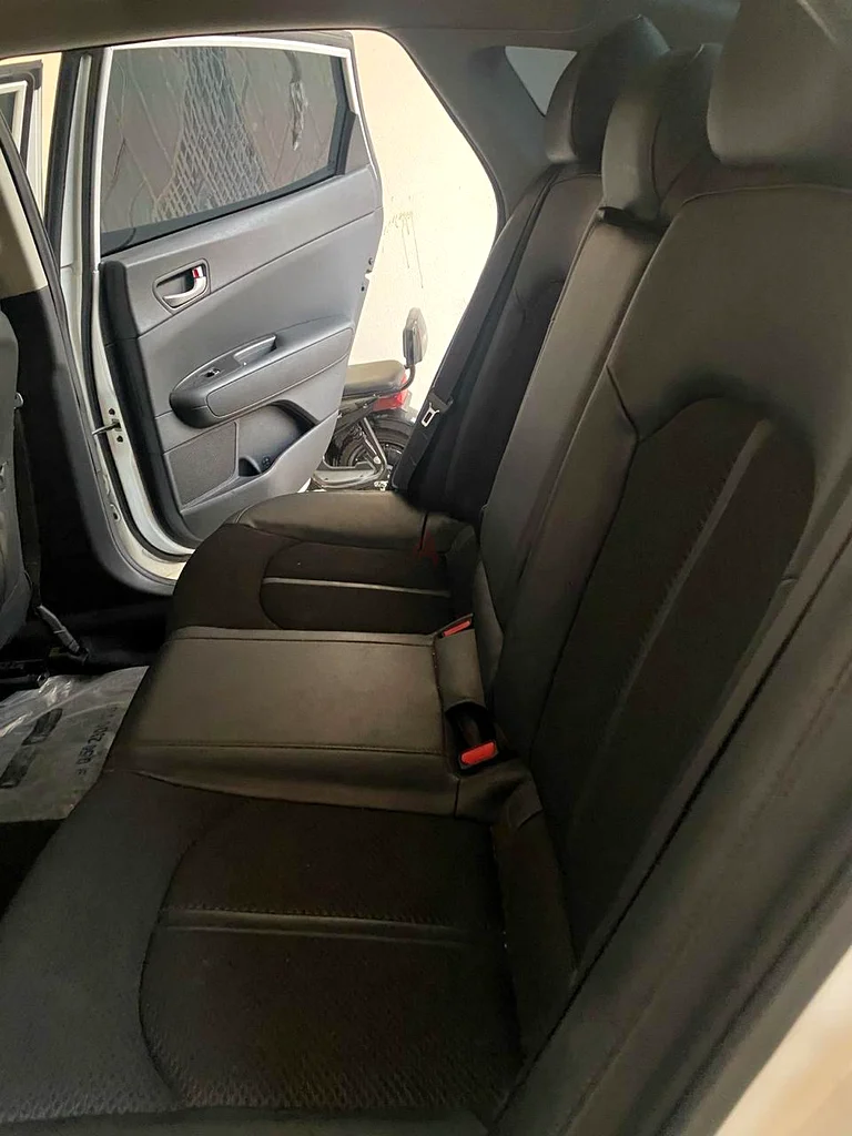 Kia Optima White Color For 30K Negotiable \\\\\ كيا اوبتيما لون ابيض بسعر 30 الف قابل للتفاوض63170837610115113