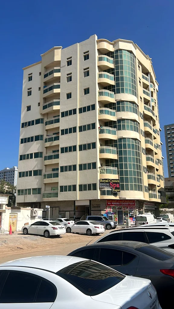 مبنى للبيع في إمارة عجمان (ملكية تامة لجميع الجنسيات) سكني تجاري / أرضي + 8 طوابق متكررة63194581440513112