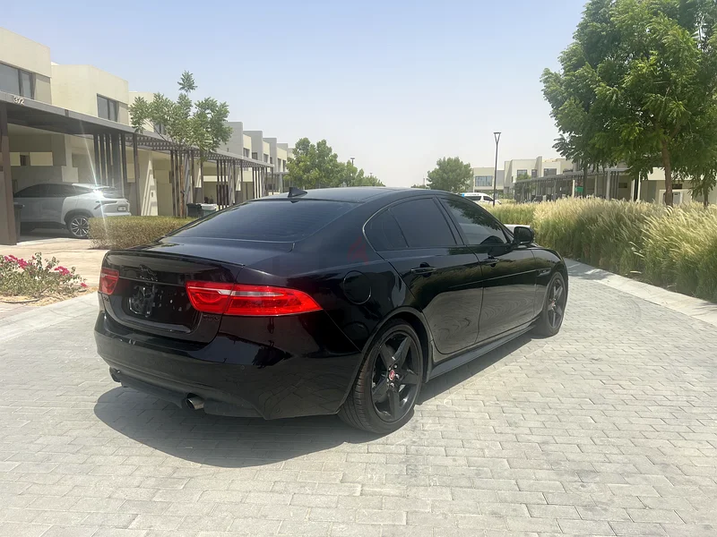 GCC Jaguar XE R-Sport - Low Mileage63222311852546113