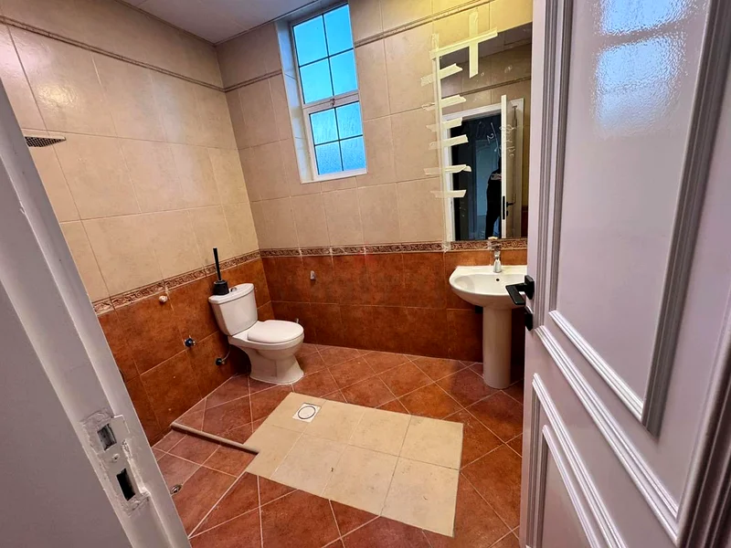 Room available for rent in Al barsha 263143965546882111