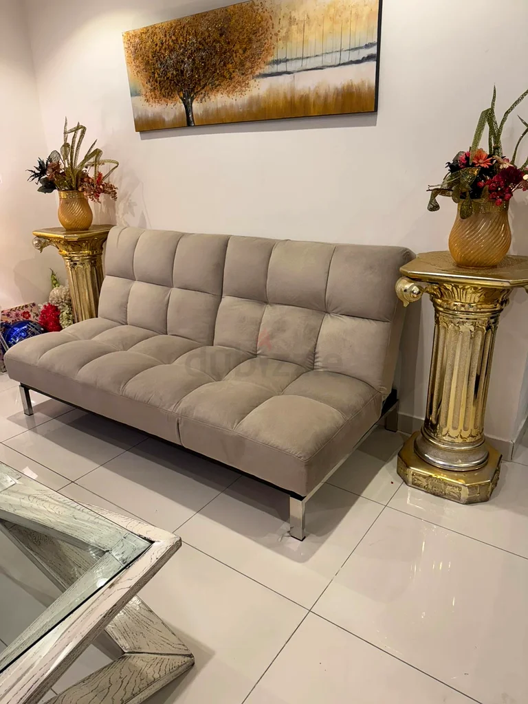 Decor pillars63177132419458112