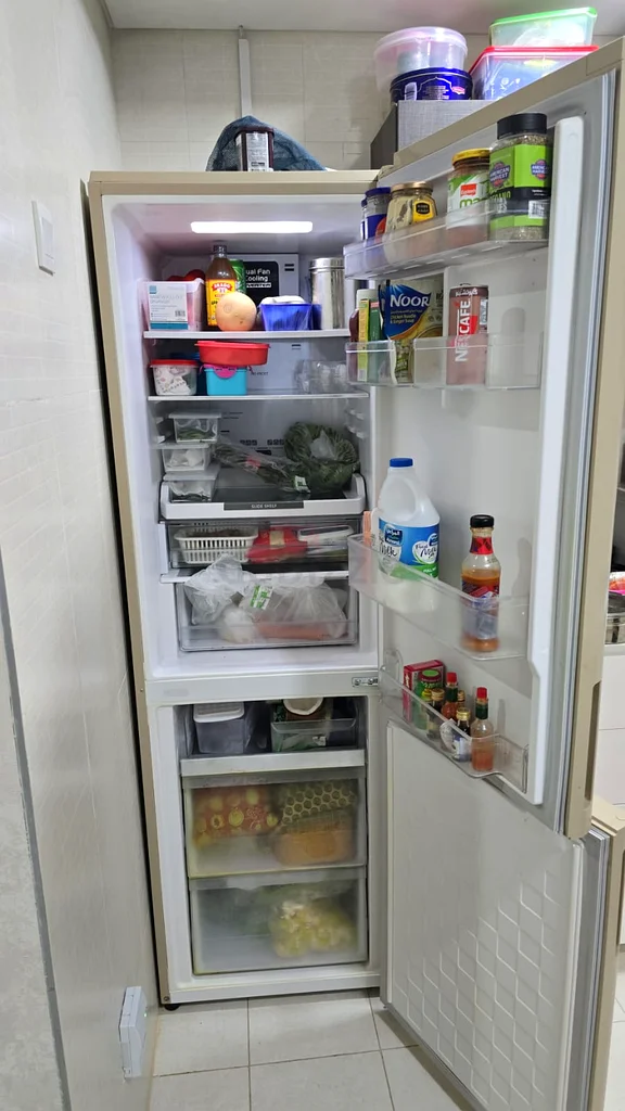 Hitachi refrigerator63168521571971112