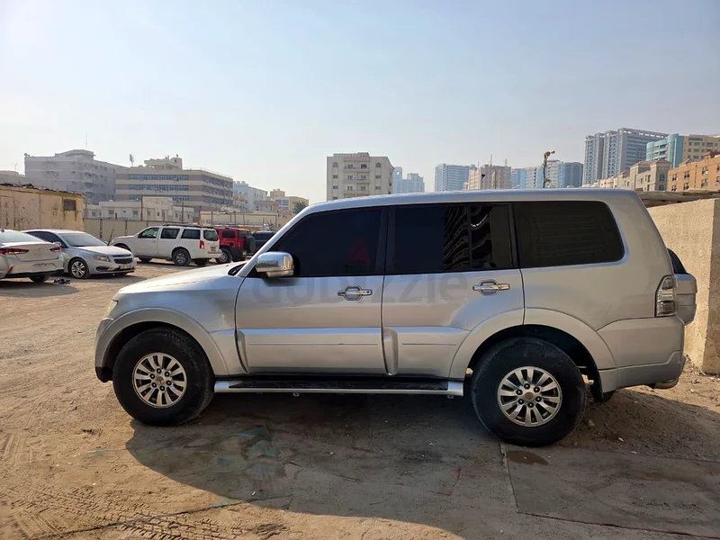 Mitsubishi Pajero 201163153228460291112