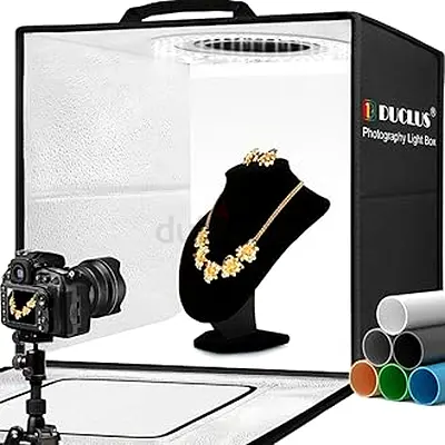 DUCLUS Light Box Photography