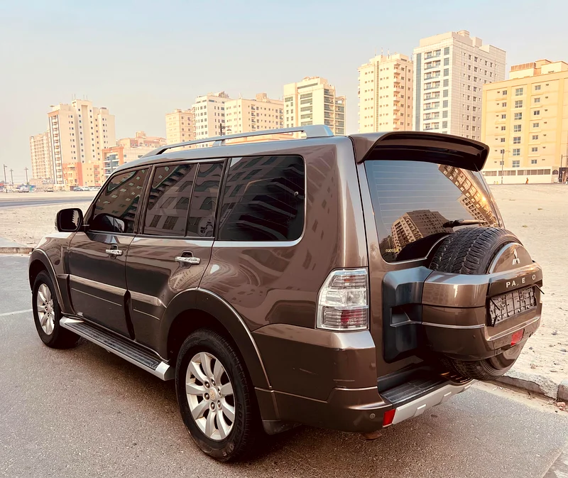 ميتسوبيشي باجرو 3.8 لتر | سجل صيانة كامل | طلاء أصلي 100% | 24.5 ألف درهم63153228184322112