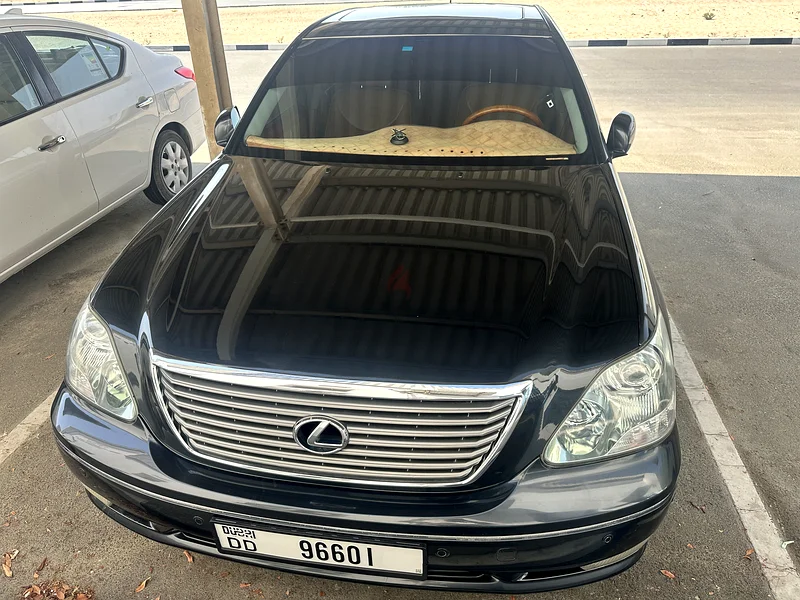 Neat and clean car no need to spend anything on it Insurace transfferable63155551466883111