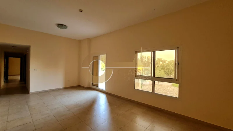 WELL-MAINTAINED | PRIME LOCATION | AVAILABLE SEPTEMBER 202563728449630210110