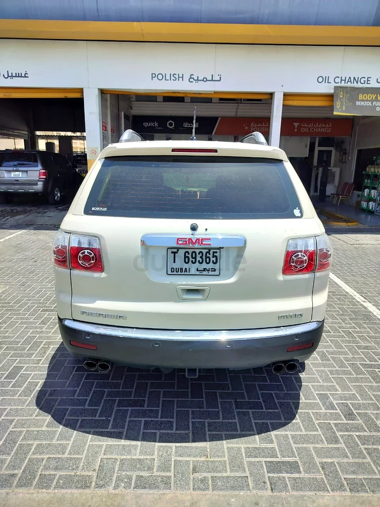 السنة – على سبيل المثال 2009

الشركة الصانعة (العلامة التجارية) – على سبيل المثال GMC

الموديل – على سبيل المثال Acadia Denali المواصفات الأمريكية63174775050753114