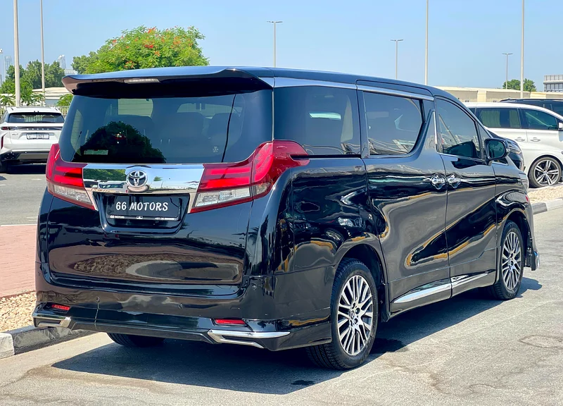 2019 Toyota Alphard is a Luxury MPV for Premium Comfort63157441689729113