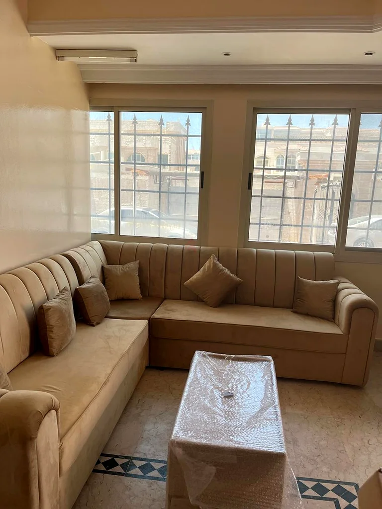 Ready to move, furnished private room with free parking63143497269251112