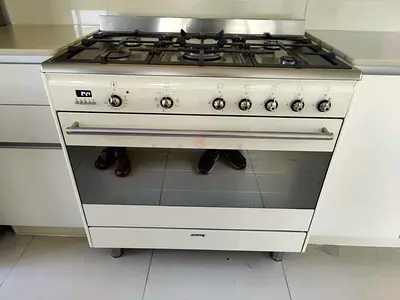 Smeg New Model Top 5 Burner Gas Oven Electric Cooker 90x60cm