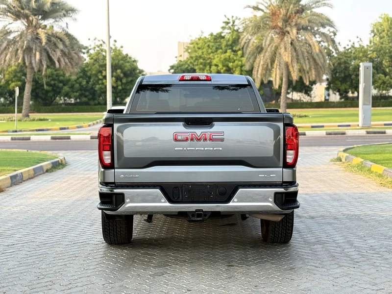 GMC SIERRA 2020 GCC V8 SLE full option very clean very good condition63221825868546113