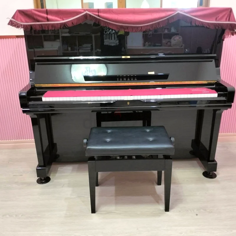 Yamaha U1H Upright Piano with Bench - Perfect for Your Home63202681540355112