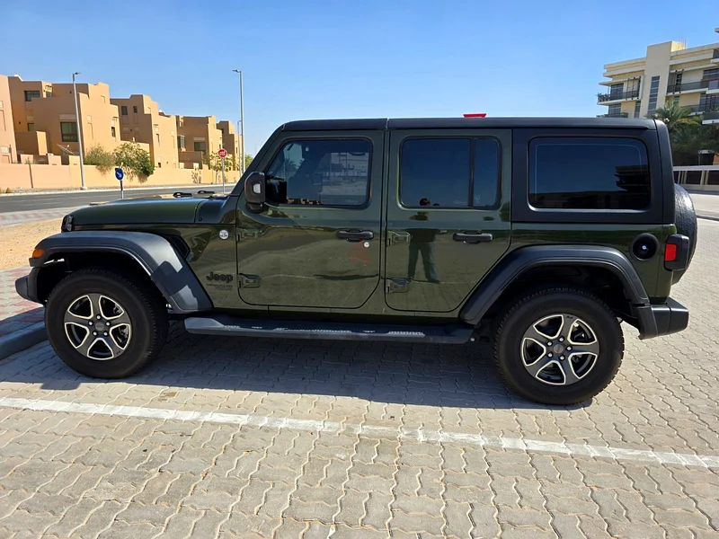 هل أنت مستعد للمغامرة؟ إن جيب ورانغلر هذه بانتظارك.63171744486913113