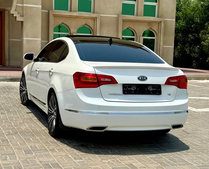 Kia Kadenza 2012 full option Gulf version63224311628418113