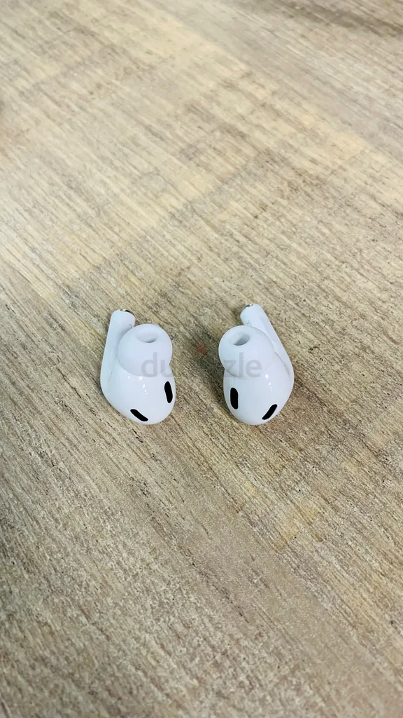 Apple AirPods Pro 2 Buds ( earbuds ) only63179381033475114