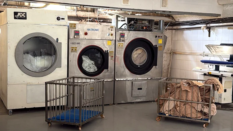 Laundry dryer632581443592981119