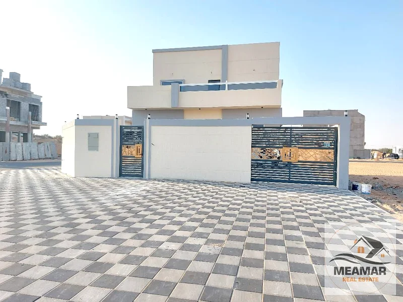3 bedroom villa with roof, including fees, corner, negotiable price63893559723265114
