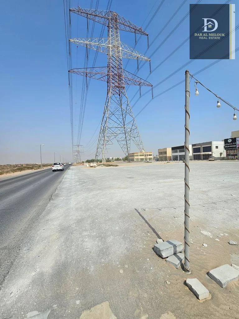 For sale in Sharjah, Al Dabdaba North  Commercial land  Area 2,420 square feet  Corner on a 24-meter street and 6-meter lane63197615758595112