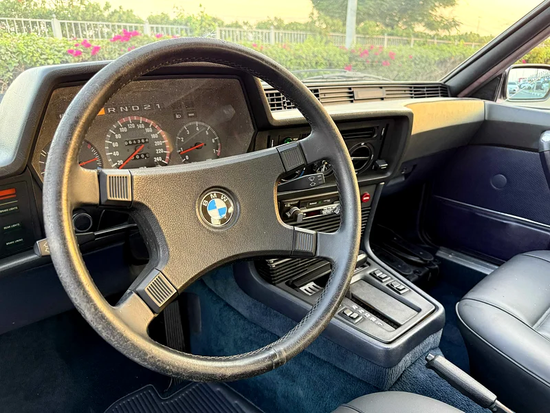 **1979**633 CSI JAPAN SPEC NEAT AND CLEAN LESS KILOMETER FULL SERVICE HISTORY63161527549954113