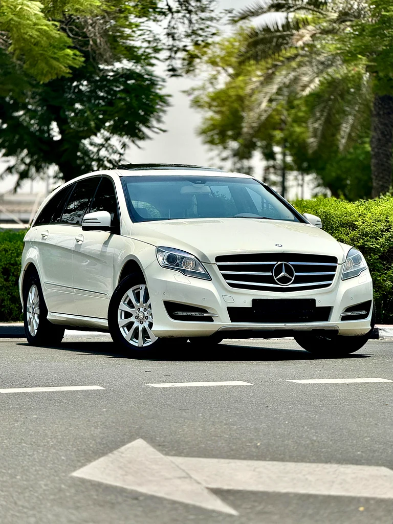 Mercedes Benz R-300 station Wagon 7 seater 2012 Gcc specs .63165225654531111