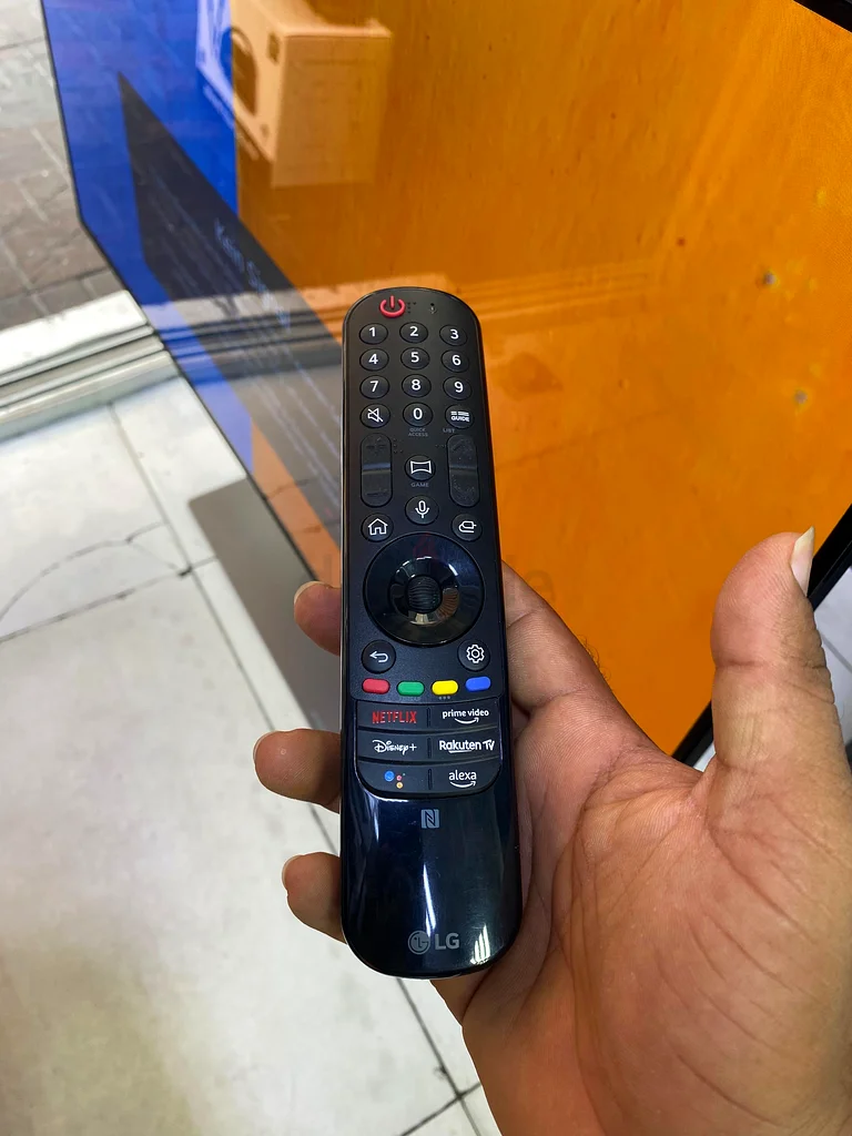 تلفزيون ذكي من إل جي مقاس 42 بوصة، بدقة 4K أوليد فليكس للألعاب، طراز 42LX3Q9LA63164784288769113