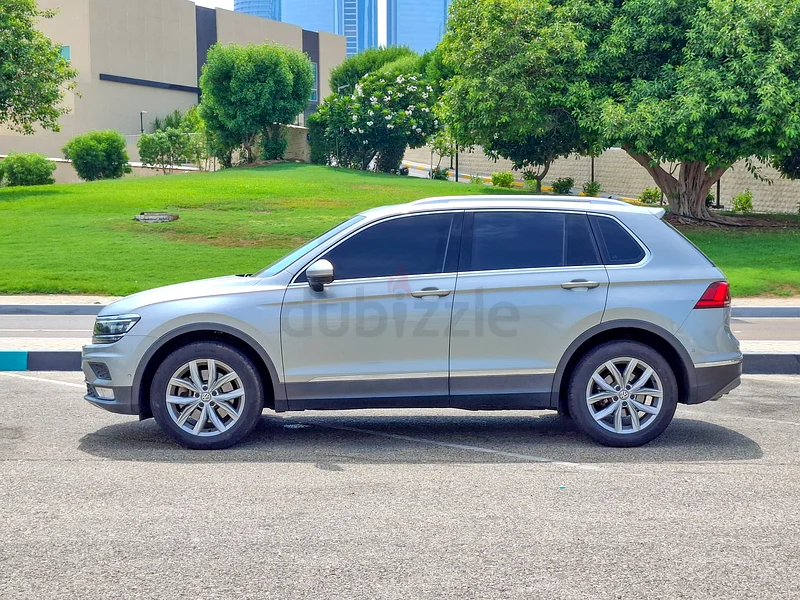 AED 834/month | 2017 Volkswagen Tiguan SEL | GCC Specs | Ref#33635963151842592258114