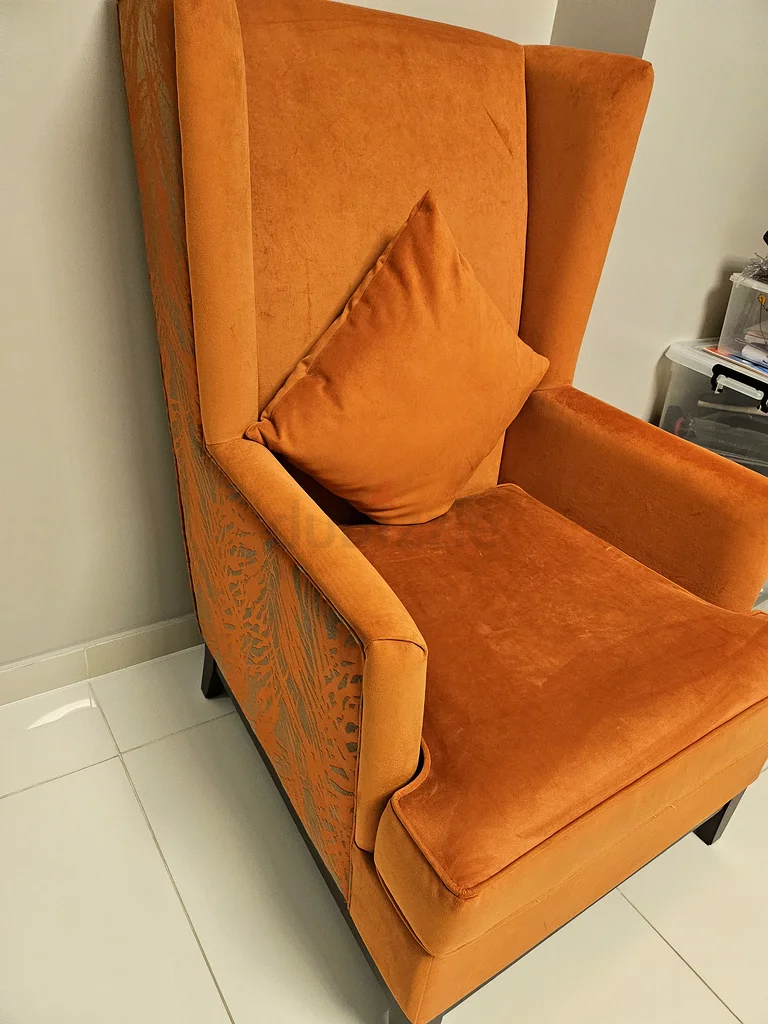 Luxurious Orange Velvet High-Back Chair for Comfort  Style63216835707394112