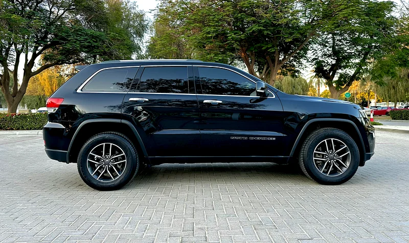 نقاط عمياء - بانورامي - قيادة سيدة - مستعمل شخصي - مالك مباشر - مفتاحان63173490714497114