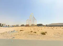 Land in a prime location near the park and mosque in the Al-Hawshi area