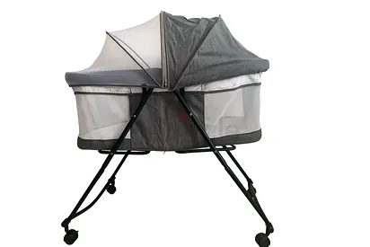 Cozy Baby Bassinet with Convenient Wheels