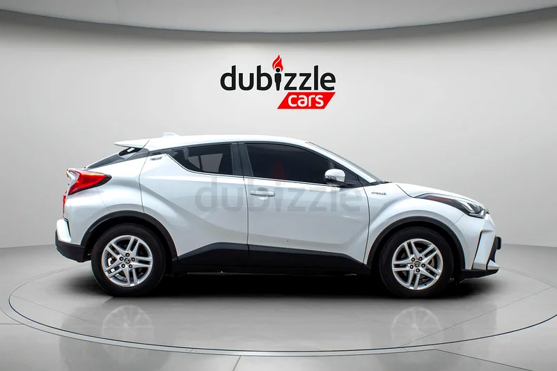 درهم 1208 شهريًا | تويوتا C-HR VX 2023 | المواصفات الخليجية | رقم المرجع #33838663166155454593113