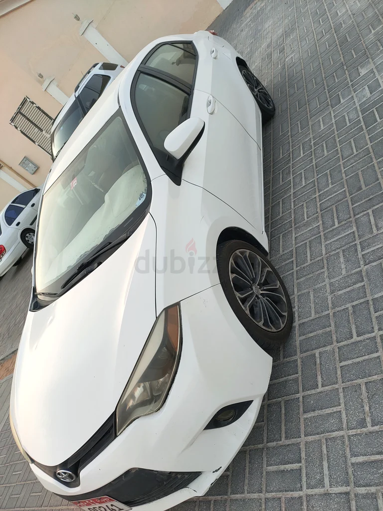 سيارة عائلية مستعملة، تويوتا كورولا LE أمريكية 2016 للبيع بسعر 22,000 درهم إماراتي63165223444995114