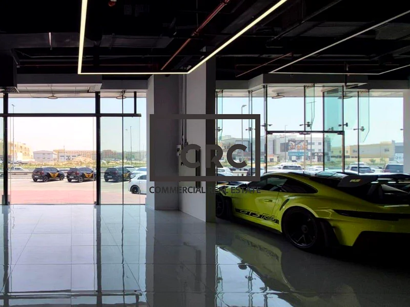 19,000sqft | High Visibility | NO SUBLEASE63167101128195112