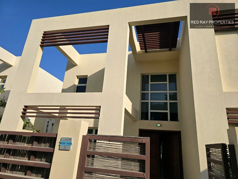 Spacious & Upgraded Villa | Furnished |  Sea View63860144244995112
