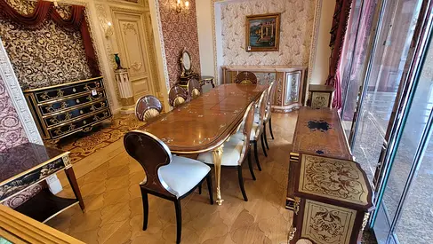 Elegant Dining Set for Timeless Gatherings