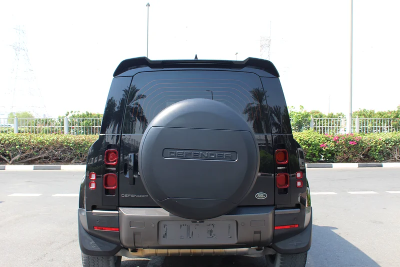 UNDER WARRANTY 2023 Land Rover Defender 90 SE | 2-Door | V4 Turbo63159254739842114