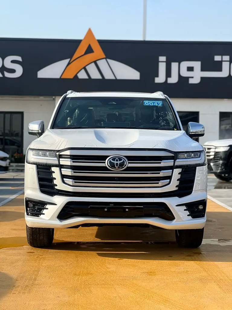 Toyota Land Cruiser 2025 — photo 1 of 20