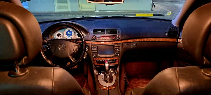 Mercedes-Benz E350 | Japan Specs | Excellent Condition | Great Deal63229643936385114