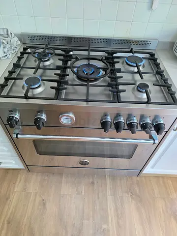 Bertazzoni Top Gas Oven Electric Cooking range 90x60cm freestanding