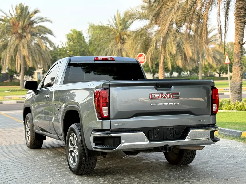 GMC SIERRA 2020 GCC V8 SLE full option very clean very good condition63221825868546114