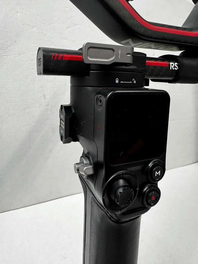 DJI RS 3 PRO COMBO63234610166402114