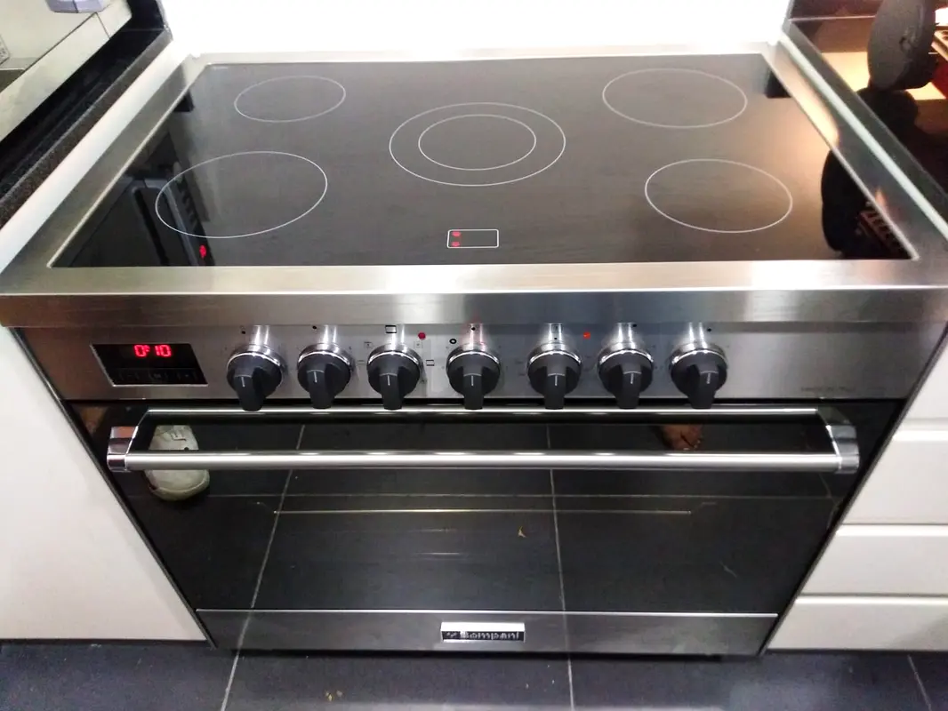 Bompani new model 90 x 60 electric cooker