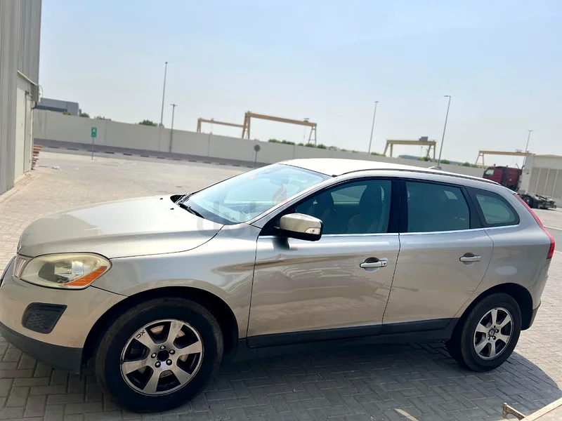 فولفو XC6063176619257090113