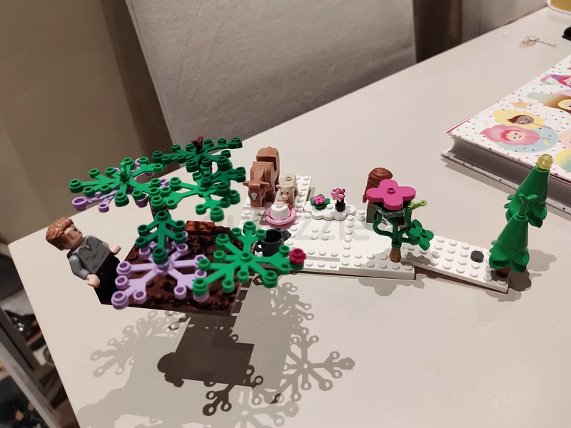 مجموعة مغامرات LEGO الساحرة في الطبيعة63175742046465111