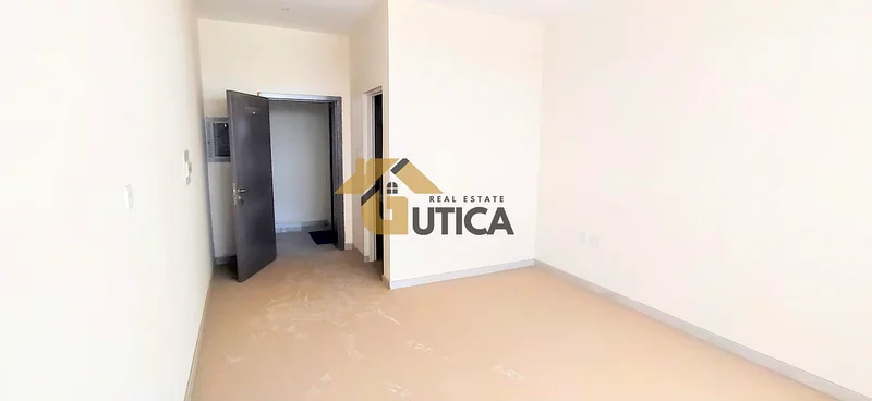 ساطع | سعر معقول | مركز أعمال63168501669250111